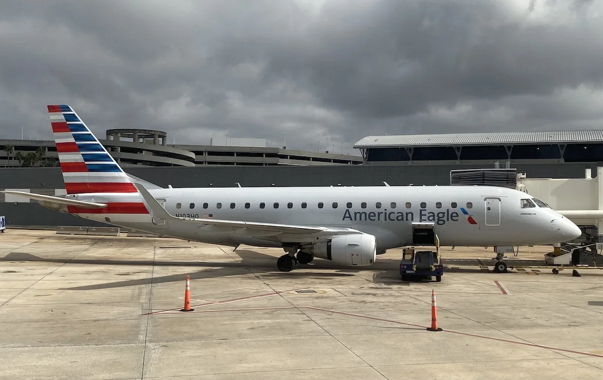 Both Police & FBI Investigating The Hidden Camera Incident Onboard A Flight Of American Airlines